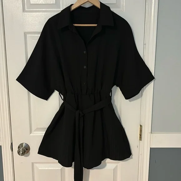 SHEIN Black Button-Up Romper - Picture 2 of 9